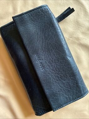 Day & Mood Black Leather Zip Wristlet